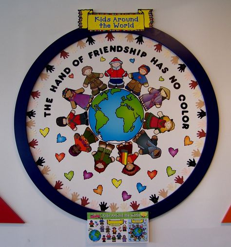 friends bulletin boards | Better Bulletin Boards: Friendship - Kids Around The World Multicultural Bulletin Board, Diversity Bulletin Board, World Bulletin Board, Racial Harmony, Preschool Friendship, Multicultural Education, Multicultural Classroom, Diversity In The Classroom, Around The World Theme