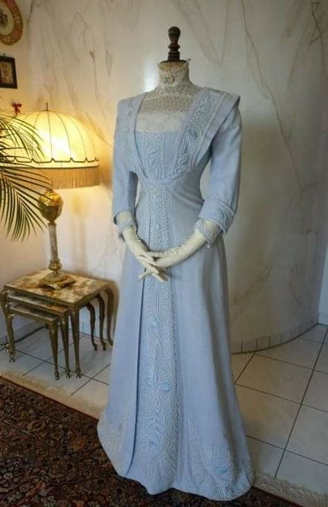 1900s Dress, Edwardian Gowns, 1900s Fashion, 1910s Fashion, Summer Day Dresses, Old Fashion Dresses, Edwardian Dress, Old Dresses, Antique Dress