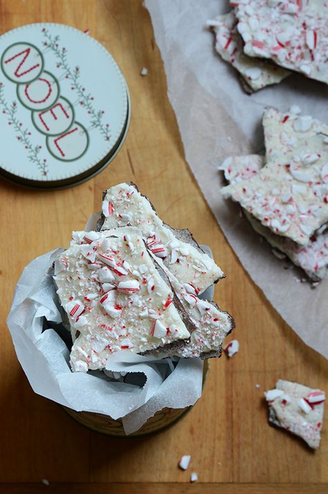 Chocolate Peppermint Bark. This #recipe is quick and easy to make, and perfect for the last-minute holiday party gift or treat! #christmas #candy Chocolate Peppermint Bark Recipe, White Chocolate Peppermint Bark, Homemade Peppermint Bark, Peppermint Bark Recipes, Chocolate Peppermint Bark, Bark Recipe, Peppermint Bark, Chocolate Bark, Peppermint Candy