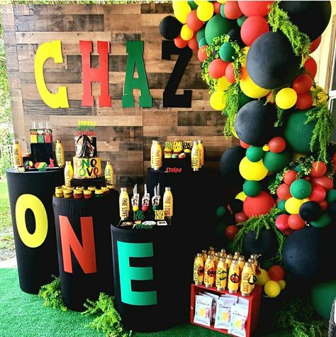 Rasta Birthday Party, Jamaican Theme Party, Jamaican Theme Party Ideas, Rasta Birthday, One Love Bob Marley, Jamaican Party, Reggae Party, Theme Party Ideas, Boys 1st Birthday Party Ideas