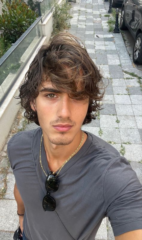 Tony Ozkan, Mens Hairstyles Thick Hair, Aesthetic Guys, Streetwear Men Outfits, Long Hair Styles Men, Attractive People, Face Claims, Mens Hairstyles, Short Hair Styles