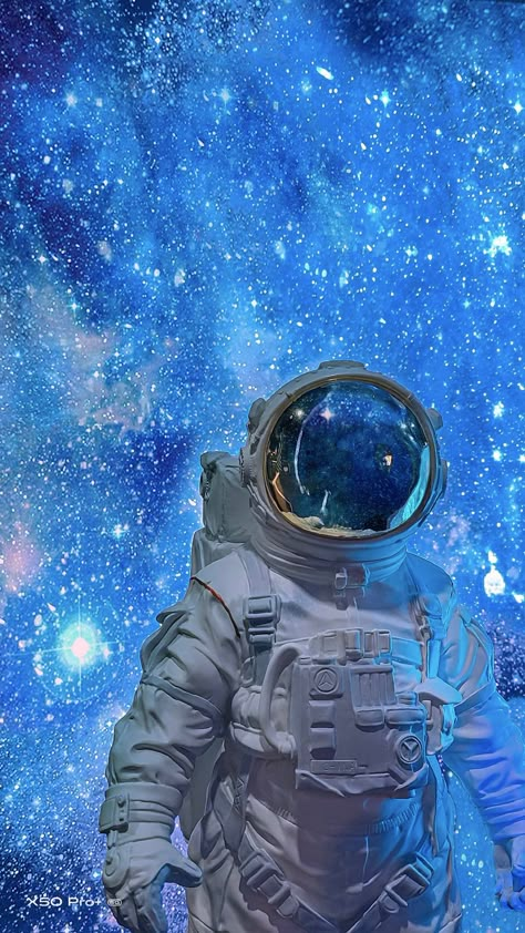 Feminism Art, Cyborgs Art, Trippy Designs, Astronaut Wallpaper, Space Phone Wallpaper, Military Looks, Astronaut Art, Earth And Space Science, Space Artwork