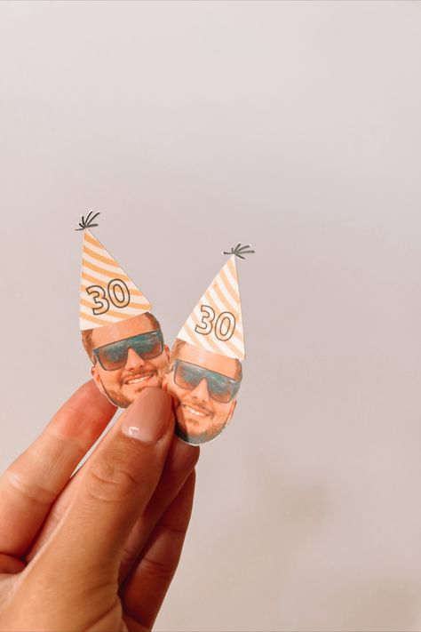 Men Decoration Party, 25th Birthday Surprise Ideas, Diy Bday Decorations For Him, Husbands 35th Birthday Ideas, Male Surprise Party Ideas, 30 Decorations Birthday, 35th Birthday Theme For Him, Golden Birthday For Men, Birthday Souvenir Ideas Adults