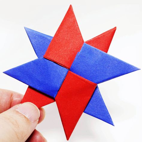 How to make a Paper Double Ninja Star (Shuriken) - Paper Crafts 1101 Origami  Designed By Unknown  YouTube : http://youtube.com/papercrafts1101 Facebook : http://facebook.com/papercrafts1101 Instagram : http://instagram.com/papercrafts1101 twitter : https://twitter.com/papercrafts1101  #origamininjastar #ninjastarorigami #shuriken #표창종이접기 #しゅりけん オリガミ #basterln #papercrafts1101 #easyorigami #shurikenorigami #origamidoubleninjastar Origami Transforming Ninja Star, Origami Envelope Easy, Ninja Star Origami, Ninja Crafts, Star Paper Craft, Origami Pig, Origami Star Paper, Origami Turtle, Hearts Paper Crafts