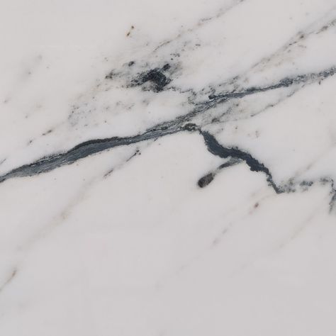 White Marble With Black Veins, Marble Aesthetic, Black Veins, Flower Wallpapers, Luxury Marble, Marble Decor, Marble Case, Cute Flower Wallpapers, Marble Slab