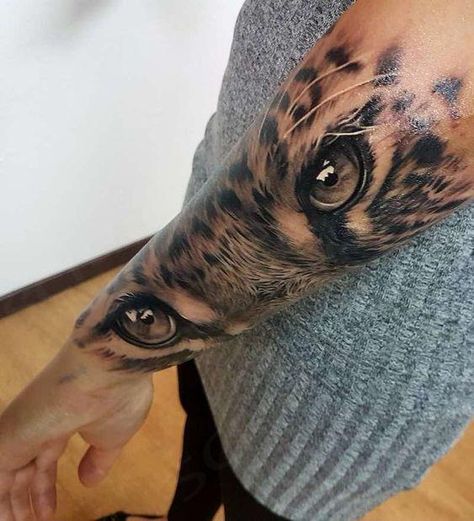 For many of best jaguar tattoos from top artists around the world. Cheetah Eyes Tattoo, Leopard Eyes Tattoo, Jaguar Eyes Tattoo, Jaguar Face Tattoo, Quetzalcoatl Tattoo, Tiger Tattoo Sleeve, Jaguar Tattoo, Persian Tattoo, Animal Sleeve Tattoo