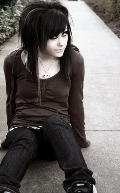 Winter Emo Outfits, Emo Winter Outfits, Emo Outfits 2000s, Emo Girl 2000s, Emo Photos, Tumblr Emo, Emo Scene Girls, Emo Pictures, Emo People