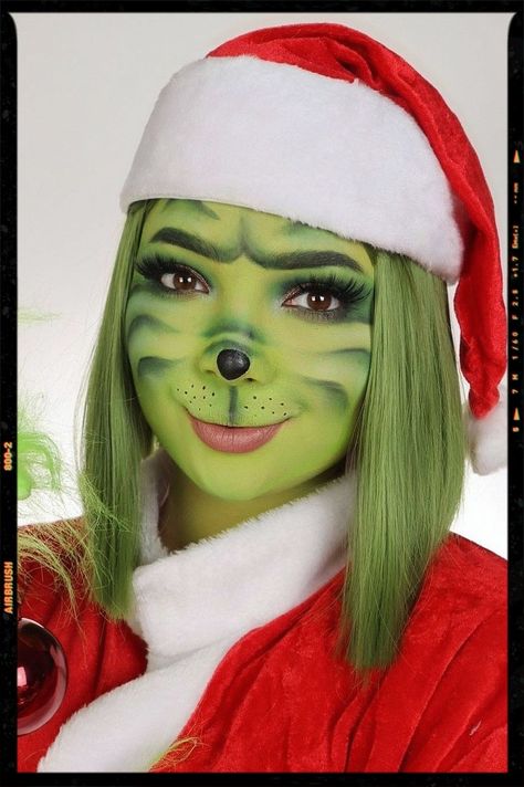 Christmas Makeup - Makeup Looks Inspiration Grinch Makeup Simple, Grinch Christmas Makeup, Grinch Makeup Looks Easy, Grinch Face Makeup, The Grinch Makeup Easy, Grinch Makeup Kids, Grinch Dressup Ideas, The Grinch Face Paint, Simple Grinch Makeup