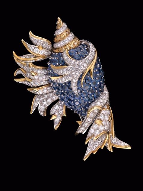 Jean Schlumberger, Blue Shell - Art & Antiques Magazine Bunny Mellon, Shell Clip, Jean Schlumberger, Rare Jewelry, Sea Jewelry, Blue Shell, Paloma Picasso, Elsa Peretti, Shell Art