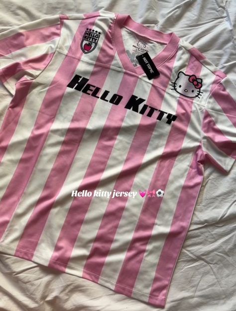 Hello Kitty Jersey, Hello Kitty T-shirt, Hello Kitty Shirt Outfits, Pink Jersey Outfit, Hello Kitty Ropa, Hello Kitty Clothing, Hello Kitty Top, Sanrio Clothes, Hello Kitty Shirt