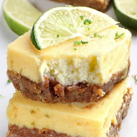 Creamy Key Lime Pie Bars - Sugar Apron Outrageous Desserts, Key Lime Recipes, Bar Treats, Key Lime Desserts, Key Lime Pie Bars, Spring Time Desserts, Smores Dessert, Baked Desserts, Lime Desserts