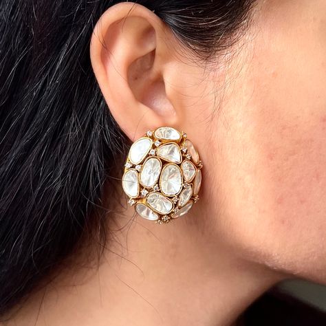 Royal Polki Flower Stud Statement Earrings White Kundan Earrings, Polki Cocktail Rings, Polki Studs Earrings, Polki Studs, Women Healing, Bracelets Crystal, Beaded Jewelry Earrings, Polki Earrings, Oversized Tops