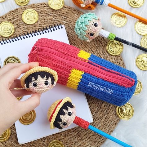 One Piece crochet pencil case and pencil toppers - Bosque Amigurumi & Crochet's Ko-fi Shop - Ko-fi ❤️ Where creators get support from fans through donations, memberships, shop sales and more! The original 'Buy Me a Coffee' Page. How To Crochet A Pencil Case, Crochet School Supplies, Crochet Nami One Piece, Crochet A Pencil Case, Crochet Zoro One Piece, Crochet Pencil Case With Zipper, Anime Crochet Keychain, One Piece Crochet, Straw Hat Crew