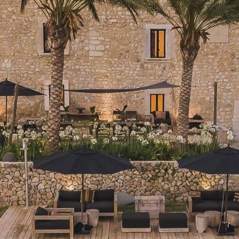 Royal luxe & co. on Instagram: "Come and enjoy your luxury stay in our luxury villa in Mallorca where luxury is in every detail | #luxuryvilla #luxuryvacationrentals #luxuryhome | DM @royalluxeandco_ for booking ." Stella Island Luxury Resort & Spa, Luxury Vacation, Luxury Villa, Vacation Home, Luxury Homes, Villa, Instagram