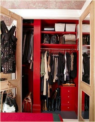 red closet Red Closet, Fine Paints Of Europe, Bedroom Closet Doors, Beautiful Closets, Open Closet, Modern Closet, Multipurpose Furniture, Small Closets, Dream Closets