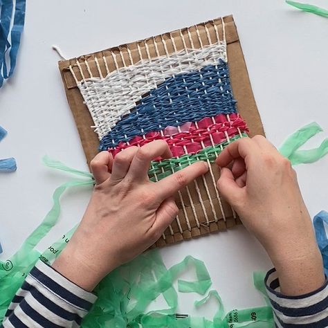 Family how-to: plastic bag weaving | Blog | Royal Academy of Arts Weaving With Plastic Bags, Plastic Bag Weaving, Plastic Bags Diy, Rafia Bags, Mini Loom, Plastic Bag Crafts, Bags Christian Dior, Fused Plastic, Upcycle Plastic