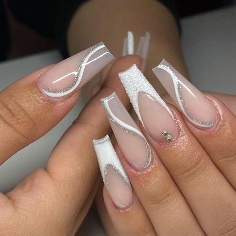 Cute White Nails, Prom Nail Designs, Silver Nail Designs, Grey Nail Designs, Prom Nail, Teenage Life, Baby Blue Nails, Gold Glitter Nails, Nude Nail Designs