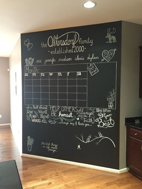 36 Must-See Kitchen Wall Decor Ideas & Photos For 2021 Family Chalkboard Wall, Black Chalk Wall Kitchen, Chalkboard Organization Ideas, Kitchen With Chalkboard Wall, Chalk Wall Calendar Ideas, Chalk Wall Calendar, Chalkboard Wall Decor Ideas, Chalkboard Calendar Wall, Chalkboard Wall Ideas Kitchen