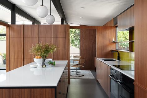 Eichler Kitchen, Mid Modern House, 70’s House, Tropical Modernism, 2025 Board, Mid Century Exterior, Eichler Homes, Mcm House, Hospital Interior Design