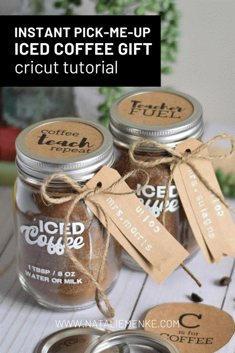 Diy Coffee Gifts Ideas, Mason Jar Coffee Gift, Coffee In A Jar Gift Ideas, Ice Coffee Gift Basket, Coffee Thank You Gift, Coffee Inspired Gifts, Coffee Giveaway Ideas, Coffee Gift Ideas Diy, Iced Coffee Gift Basket Ideas