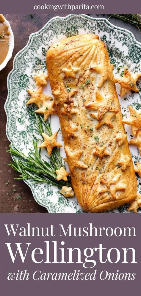 Walnut Mushroom Wellington with Caramelized Onions (Vegan) Vegetarian Christmas Main, Rosemary Mushrooms, Thanksgiving Main Dish, Mushroom Wellington, Christmas Vegan, Vegetarian Thanksgiving Recipes, Vegetarian Christmas, Vegetarian Thanksgiving, Vegetarian Entrees