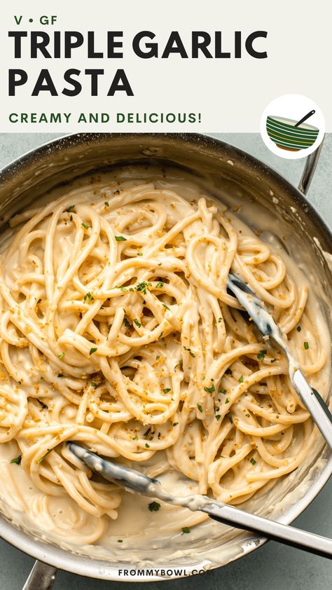 This Triple Garlic Pasta is a garlic lover’s dream. With roasted and fresh garlic in the pasta sauce and served with garlic-infused breadcrumbs on top, this dish is rich, creamy, and delicious. Vegan, Gluten-Free Option. Pasta With Roasted Tomatoes, Vegan Pesto Sauce, Garlic Pasta Recipe, Comfort Pasta, Vegan Pasta Recipes, Garlic Pasta, Gluten Free Pasta, Creamy Pasta, Vegan Pasta