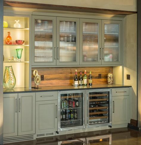 Wine And Beer Fridge, Backsplash Herringbone, Wine Fridges, Bar In Casa, Beer Fridge, Kitchen Words, Beadboard Backsplash, Home Bar Design, Built In Bar