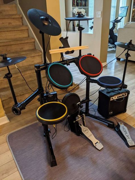 The MOPLAY SMART DRUM D3 is a systemized electrical drum set that works like a rhythm game with SMART software installments to teach users about drumming. Electric Drums, Drums Set, Electric Drum Set, Technical Writer, Gq Magazine, Rhythm Games, Drum Set, Drums, Music Instruments