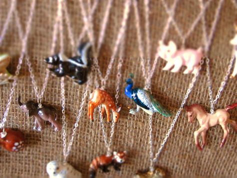 Animal Necklaces, Dog Cold, Porcelain Skin, Porcelain Black, Porcelain Dog, Beautiful Beaded Jewelry, Porcelain Animal, Fox Pendant, Animal Necklace