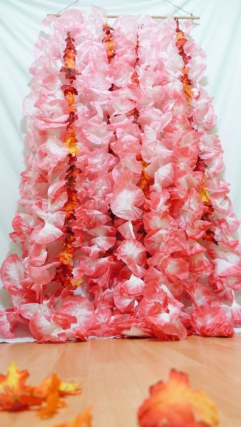 Coffee Filter Backdrop, Diy Coffee Filter, Fall Room, Fall Room Decor, Coffee Filter Flowers, Backdrop Diy, Rit Dye, Diy Backdrop, Photo Booth Backdrop