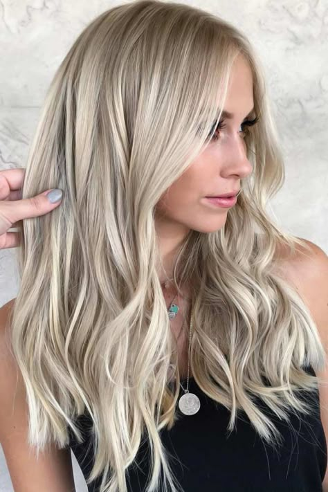 Platinum Blonde Hair Color #blondehair #highlights ❤ Thinking about going blonde but not sure if you are ready to go platinum? Here are the best styles for blonde highlights for inspiration. ❤ #lovehairstyles #hair #hairstyles #haircuts Champagne Blond, Ash Blonde Hair Dye, Light Ash Blonde Hair, Hair Lights, Ash Blonde Hair Colour, Ash Blonde Highlights, Colored Hair Tips, Ash Blonde Balayage, Ash Hair Color