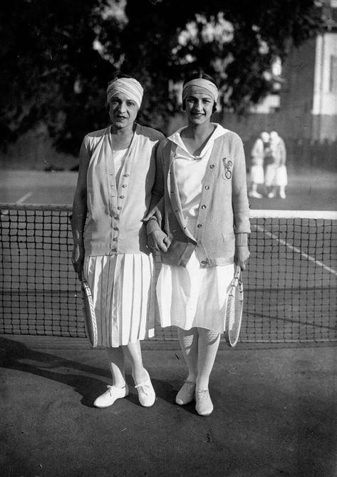 1920’s Women’s Sportswear – Photographs Mode Tennis, Suzanne Lenglen, Fashion History Timeline, White Tennis Dress, Tennis Sweater, 1920s Women, Madame Gres, Tennis Outfit Women, Jean Patou