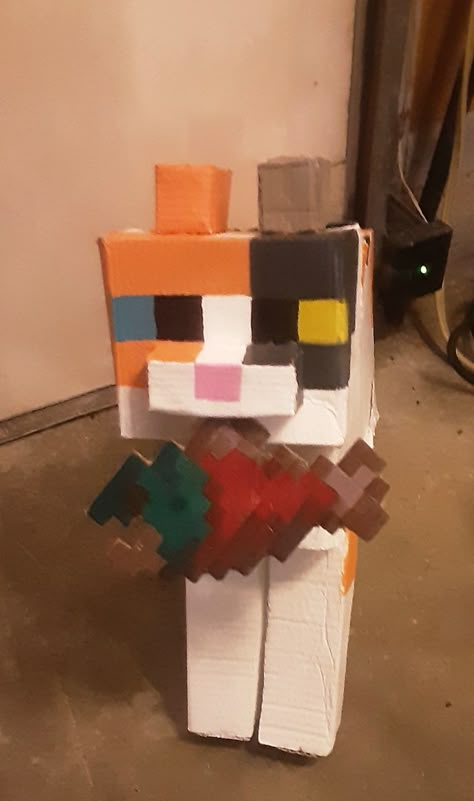 Minecraft Irl Decorations, Minecraft Irl, Minecraft Diy Crafts, Diy Minecraft, Tanah Liat, Minecraft Crafts, Cardboard Art, Fun Easy Crafts, Diy Crafts To Do