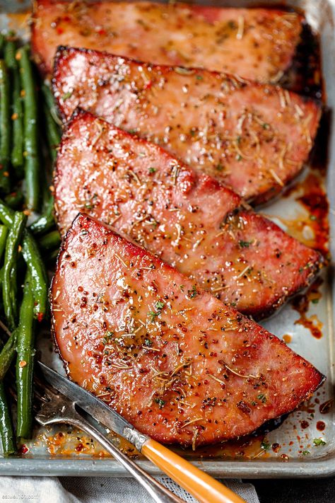 Ham Steaks Sheet Pan Dinner Recipe – How to Cook Ham Steaks — Eatwell101 Dinner With Green Beans, Ham Steak Dinner, Baked Ham Steak, Cook Ham, Ham Dinner Recipes, Ham Steak Recipes, Ham Steak, Beans And Potatoes, Ham Dinner