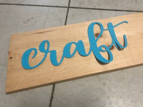 Tutorial: How to Cut Out Wood Words & Shapes Using a Scroll Saw and Your Silhouette Portrait or Cameo and Cricut Explore or Maker - by cuttingforbusiness.com Scroll Saws, Scroll Art, Wooden Creations, Wood Things, Scroll Saw Patterns Free, Woodworking School, Woodworking Patterns, Learn Woodworking, Scroll Pattern