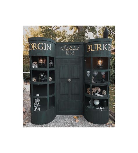 Diagon Alley Trunk Or Treat, Harry Potter Store Fronts, Harry Potter Cabinet, Diy Diagon Alley, Diagon Alley Diy, Borgin And Burkes, Harry Potter Halloween Decorations, Harry Potter Movie Night, Harry Potter Diagon Alley