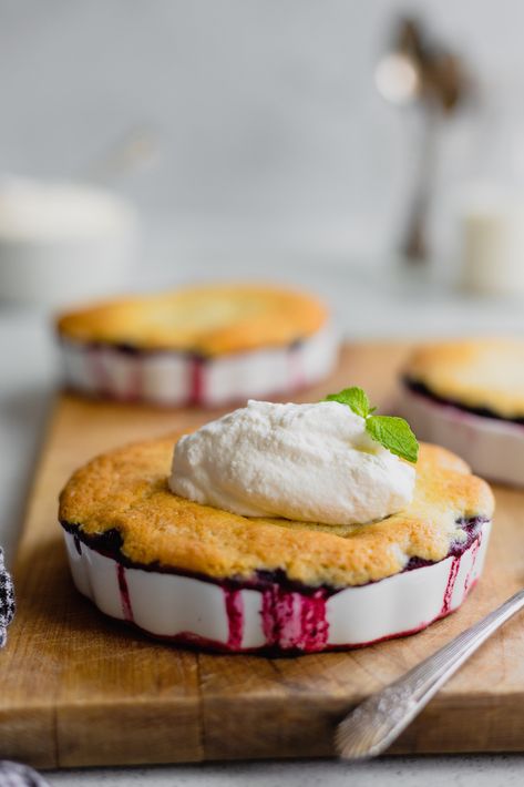 Fresh Mulberry Cobbler Mulberry Cobbler, Mulberry Benefits, Mulberry Recipes, Recipe For Summer, Bean Ice Cream, Cobbler Topping, Fruit Cobbler, Cobbler Recipe, Delicious Cream