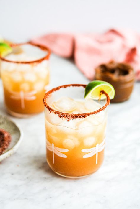 Grand Marnier Margarita, Tamarind Margarita, Tamarind Drink, Classic Tequila Cocktails, Healthy Recipes Meal Prep, Tamarind Recipes, Recipes Meal Prep, Berry Fruit Salad, Fed And Fit