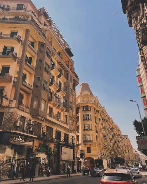 Rou🪴 | Downtown Buildings in Cairo..🌇 • • • • • #cairo #downtown #egypt #thisisegypt #explore #oldcairo #trendingnow #trending #streets #vintage… | Instagram Downtown Egypt, Cairo Downtown, Egypt Streets, Streets Aesthetic, Egypt Vintage, Downtown Buildings, Desert City, Vintage Instagram, One Shot