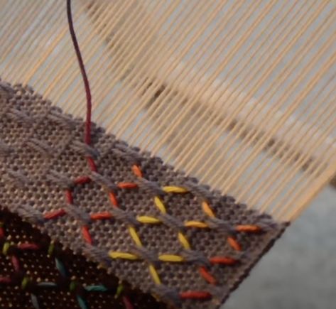 Embroidery On Weaving, Hand Weaving Patterns, Basic Weaving, Rigid Heddle Weaving Projects, Surface Embroidery, Weaving Patterns Loom, Rigid Heddle Weaving Patterns, Weaving Patterns Design, Weaving Loom Diy