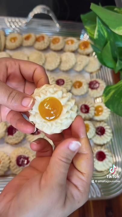 Biscuits Ideas, Eid Biscuits, Eid Cookies, Coconut Biscuits, Tea Time Snacks, Egg Yolks, Ramadan Recipes, Easter Cookies, Orange Zest