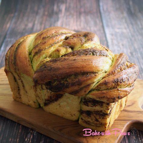 Pesto Sourdough, Babka Bread, Pesto Bread, Babka Recipe, Japanese Bread, Bread Sourdough, Bread Dip, Bread Art, Starters Recipes