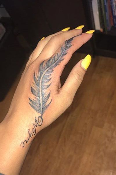 Tattoo Main, Side Hand Tattoos, Cute Hand Tattoos, Snakebites, Black Girls With Tattoos, Hand Tattoos For Women, Dope Tattoos For Women, Stylist Tattoos, Cute Tattoos For Women