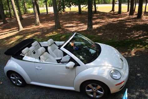 My 2007 beetle convertible. Such a fun car White Volkswagen Beetle Convertible, Volts Wagon Beetle Convertible, Volkswagon Convertible Beetle, Vw Beetle Convertible Aesthetic, 2007 Volkswagen Beetle, 2008 Volkswagen Beetle Convertible, 2019 Volkswagen Beetle Convertible, 2000s Convertible, Beetle Bug Car