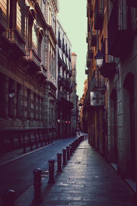 Leading line photography Leading Line Photography, Leading Lines Photography, Gothic Quarter Barcelona, Lines Photography, Leading Lines, Line Photography, City Scapes, Gothic Quarter, Sense Of Place