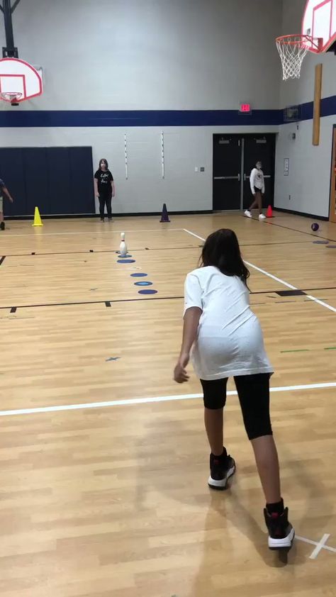 Target Games Physical Education, Bowling Activities, Ball Activities, Pe Games Elementary, Pe Board, Physical Education Lesson Plans, Elementary Games, Pe Lesson Plans, Elementary Physical Education