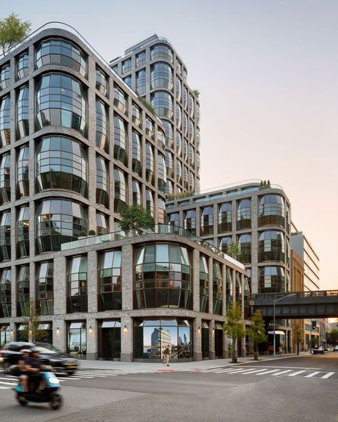 Glass Apartment, New York High Line, Lantern House, Heatherwick Studio, Thomas Heatherwick, Apartment Exterior, Live Tree, High Line, Row House