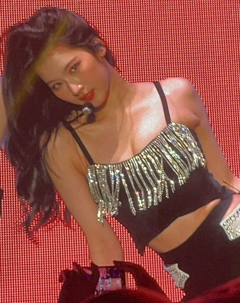 Momo Hot, Sana Minatozaki, Minatozaki Sana, Twice Sana, Hot Pics, Girl Icons, Girl Crush, Kpop Girl Groups, One In A Million