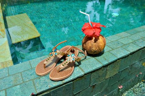 What to Pack for Fiji: 5 Things to Wear for a Luxury Resort Vacation What To Wear In Fiji, Fiji Vacation Outfits, Fiji Vacation, Travel Fiji, Fiji Culture, Fly To Fiji, Fiji Beach, Fiji Resort, Fiji Travel