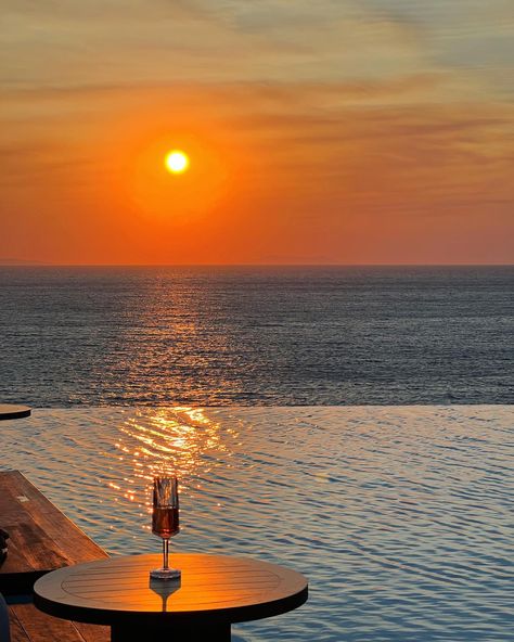 #zuma #zumamykonos #mykonos #infinitypool #sunset #cocktail #aperitif Deception Island, Sunset Cocktail, Mykonos Island, Greek Culture, Mykonos Greece, In Another Life, Infinity Pool, Greek Recipes, Ancient Times